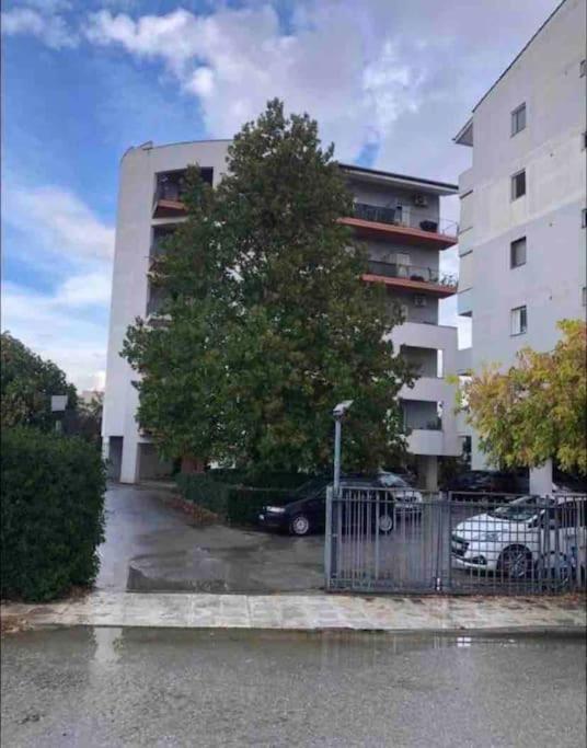 Larisa City Ap 5 With Parking Exteriér fotografie